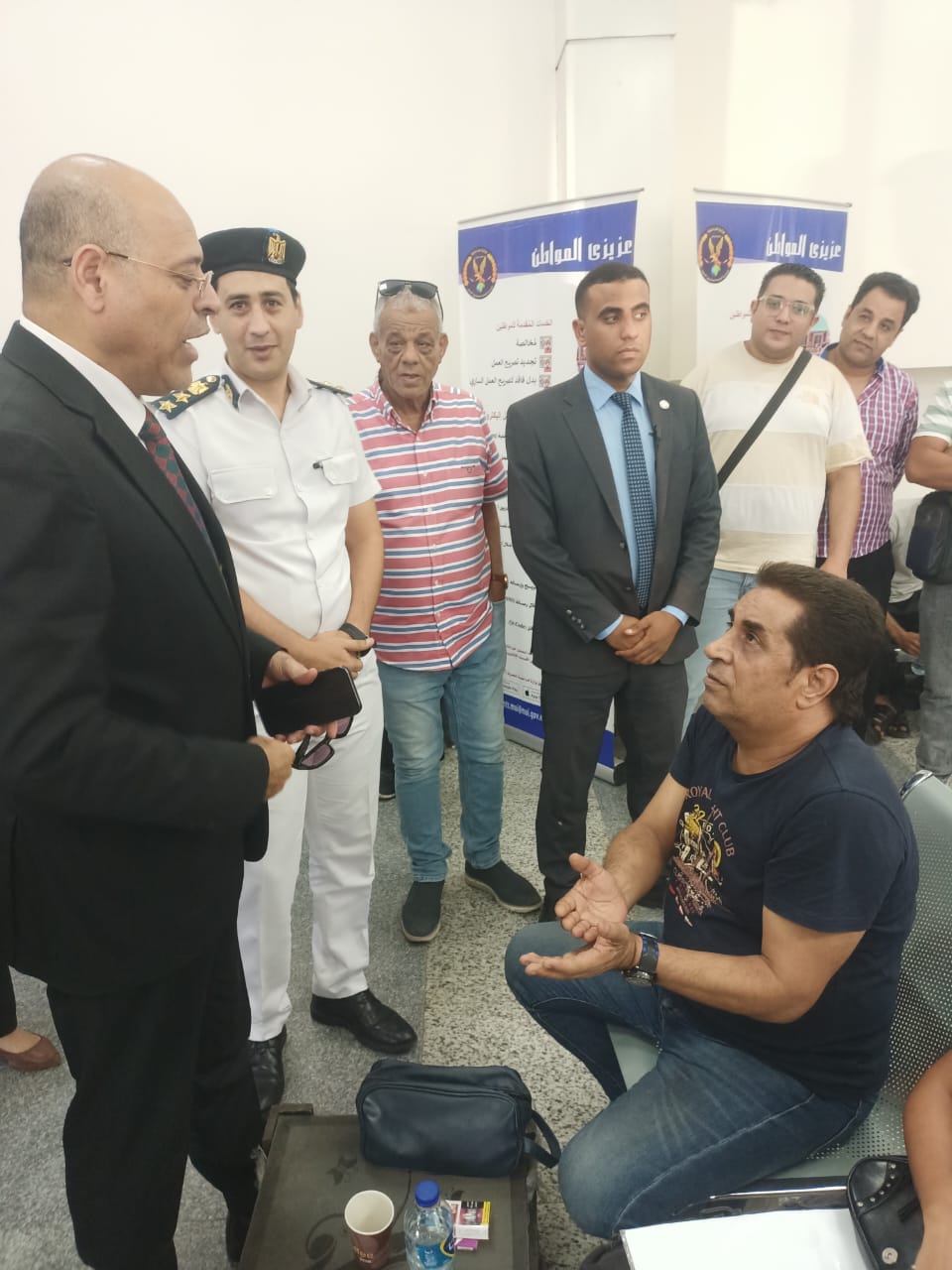 وزير القوى العامله 